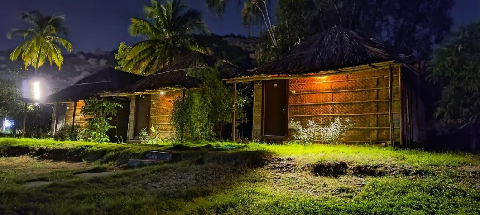 Banana Tree Home Stay Hampi Exterior foto