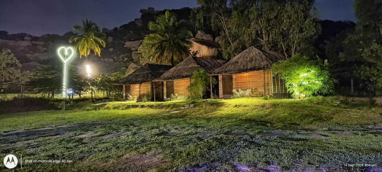 Banana Tree Home Stay Hampi Exterior foto