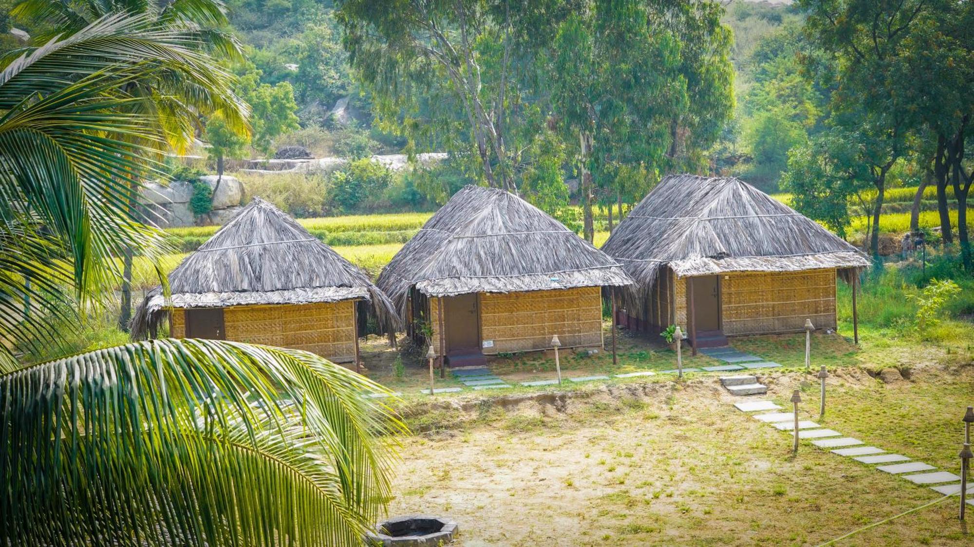 Banana Tree Home Stay Hampi Exterior foto